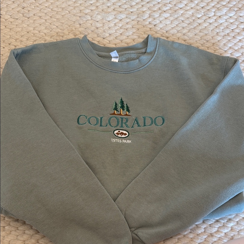 Green Colorado " Estes park" women's crew neck